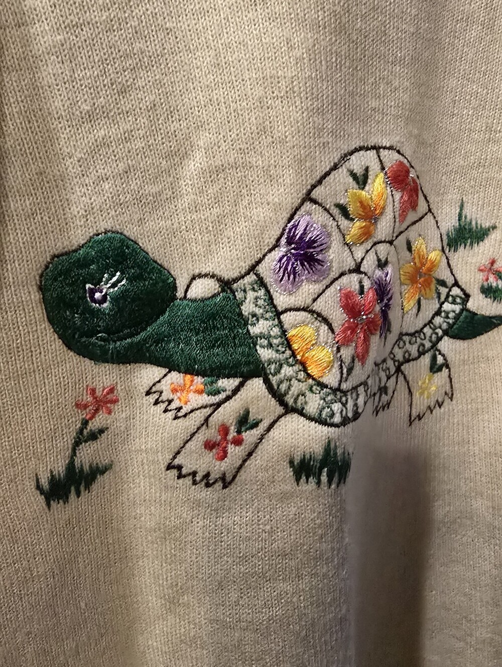 70s LeRoy Knitwear Embroidered Turtle & Bunny Sweater Cream M - Picture 9 of 11